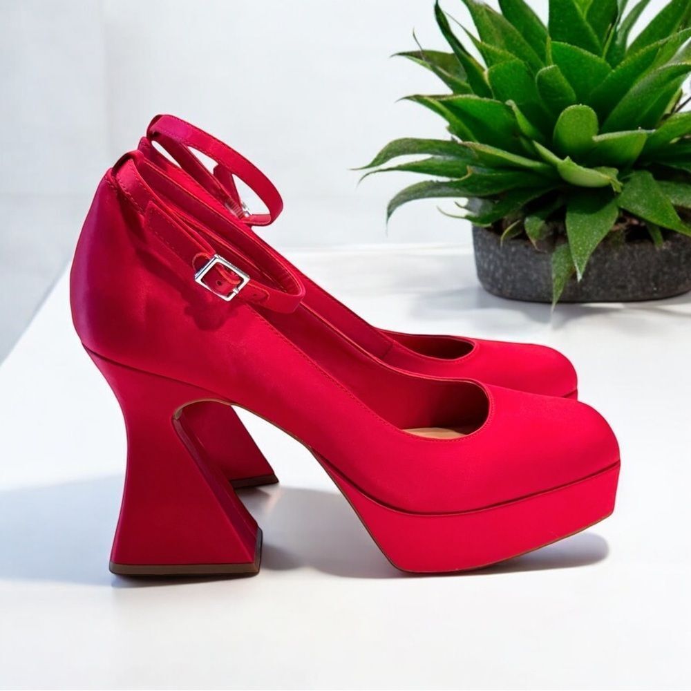 🌟 GB Red Satin Block Heel Platform Mary Jane’s